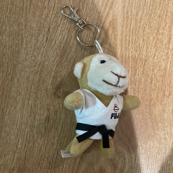 Monkey with a Gi Fuji stuffed Keychain - Picture 2 of 2